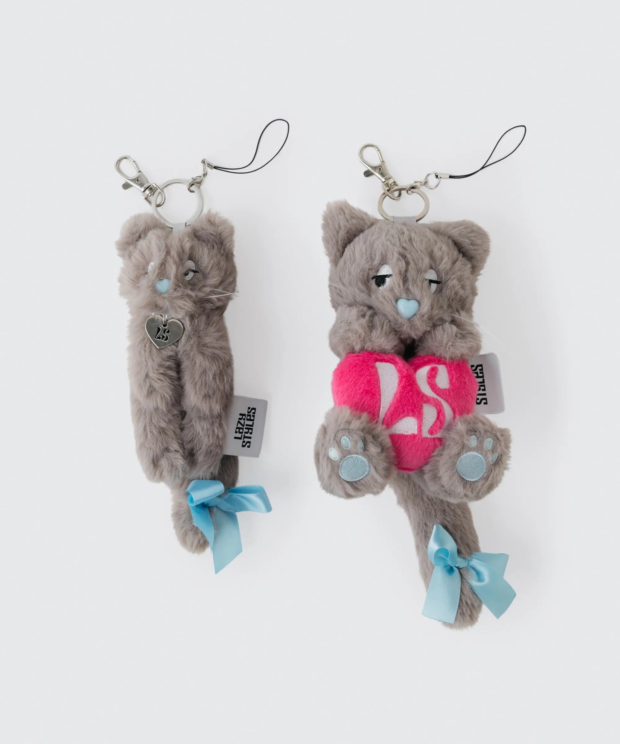 Hugging Heart Lozie Mascot Keyring | Lozie ハートハグ マスコットキーリング