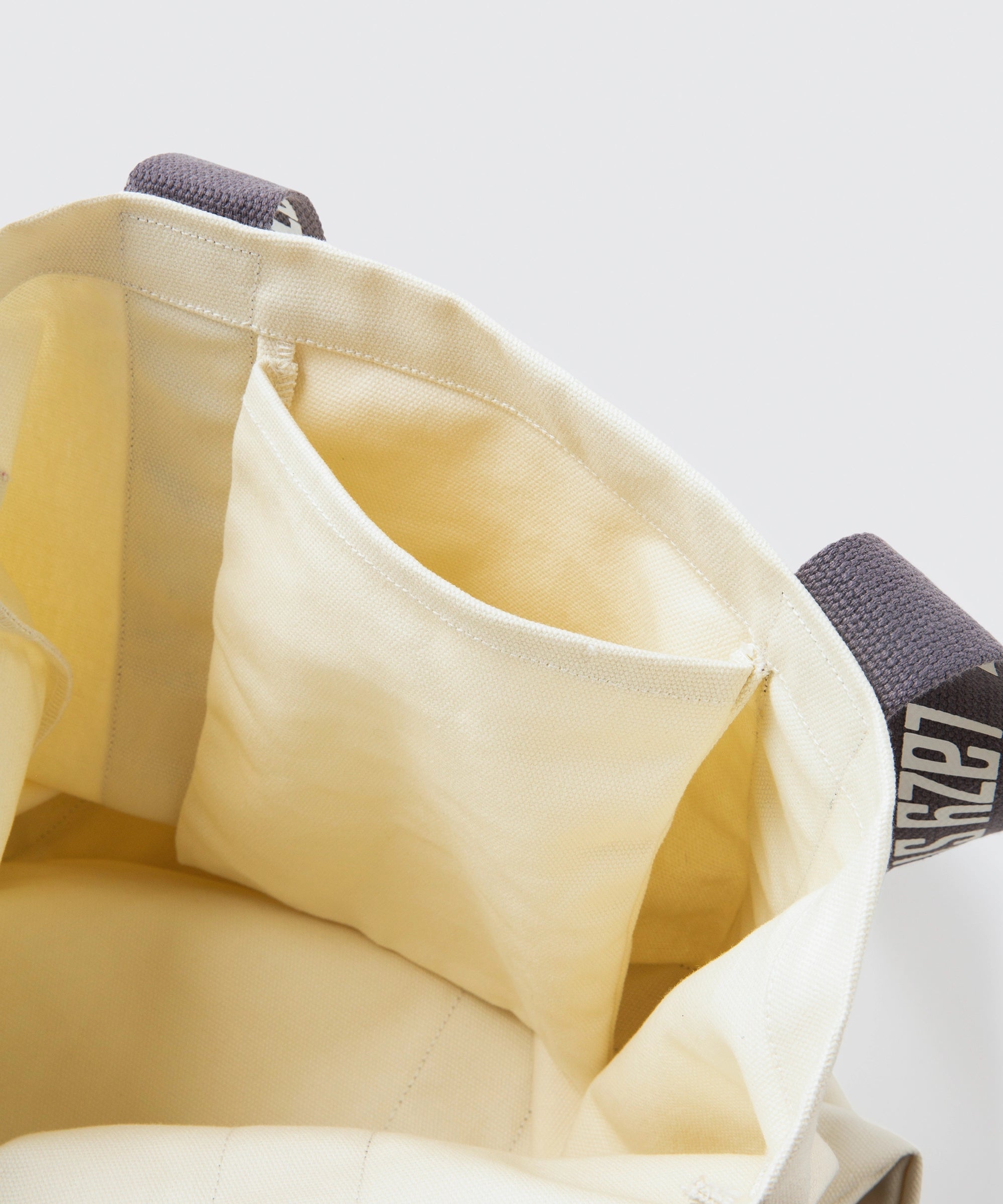 Handle Logo Tote bag | ハンドルロゴ トートバッグ Lazy Styles | Official Online Store